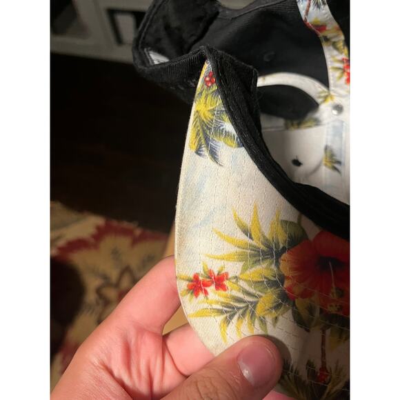 Toby Mac TM Hawaiian Floral Snapback Hat - Picture 11 of 11